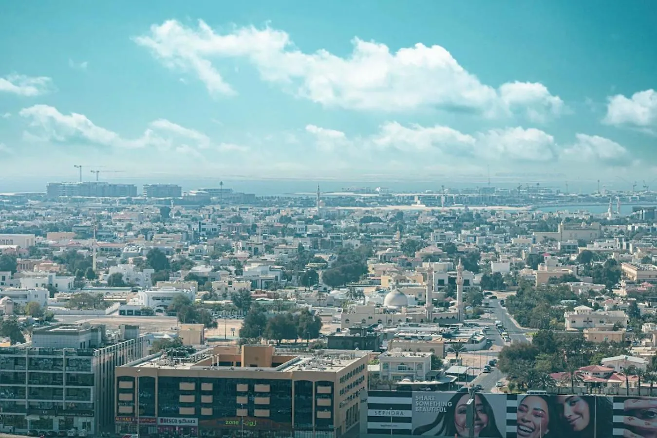 דובאי Modern Comfort - Views In Prime Downtown - 2Br 6 Guests 0*,  איחוד האמירויות הערביות